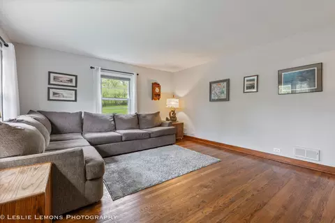 Living - 117 Blackhawk Trl, Algonquin, IL 60102 photo 1 of 3