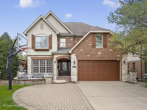 808 S Colfax Ave, Elmhurst, IL 60126