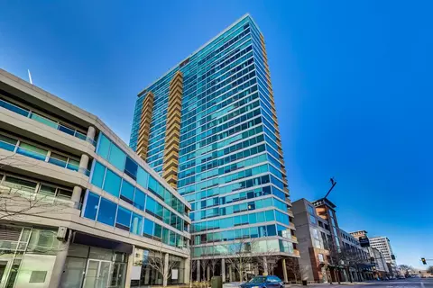 1720 Maple Ave #202, Evanston, IL 60201