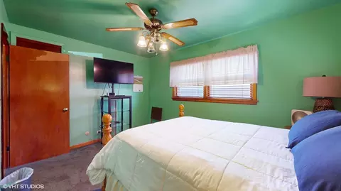 Bedroom - 1137 Richard Ave, Berkeley, IL 60163 photo 7 of 7
