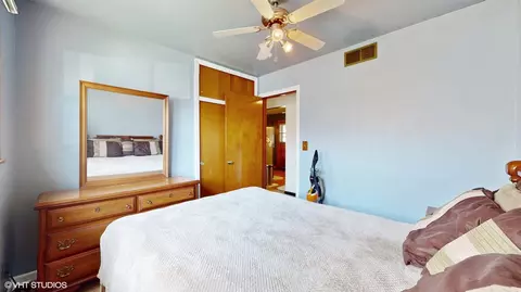 Bedroom - 1137 Richard Ave, Berkeley, IL 60163 photo 3 of 7