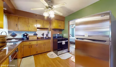 Kitchen - 1137 Richard Ave, Berkeley, IL 60163 photo 1 of 2