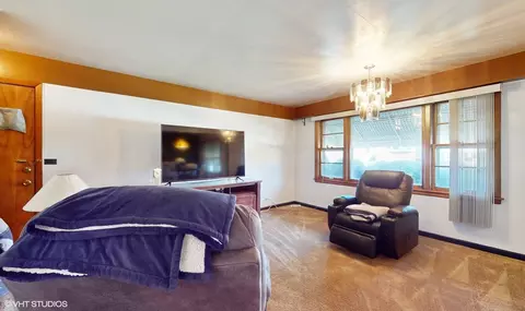 Bedroom - 1137 Richard Ave, Berkeley, IL 60163 photo 1 of 7