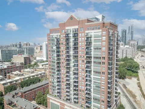 1717 S Prairie Ave #2001, Chicago, IL 60616