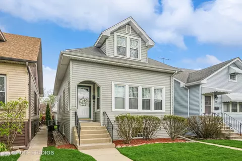 5127 N Kolmar Ave, Chicago, IL 60630
