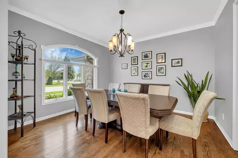 Dining - 1890 Erin Ln, Morris, IL 60450 photo 1 of 2