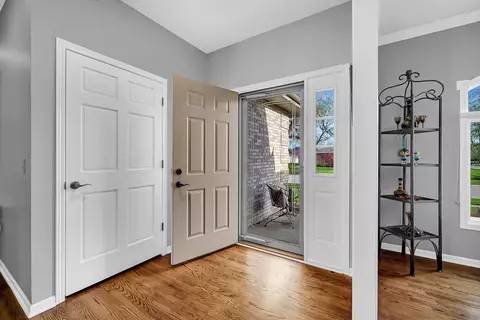 Entry Way - 1890 Erin Ln, Morris, IL 60450 photo 1 of 1