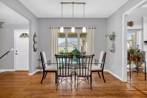 Dining - 1890 Erin Ln, Morris, IL 60450 photo 2 of 2