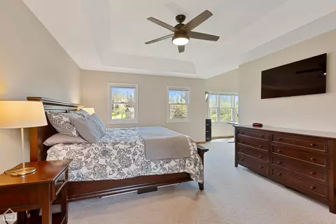 Bedroom - 864 Kingston Ln, Bartlett, IL 60103 photo 3 of 6