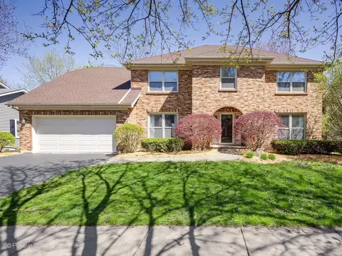 1564 Abbotsford Dr, Naperville, IL 60563