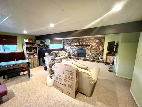 Living - 1015 28th St, Peru, IL 61354 photo 4 of 4
