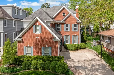 642 S Bodin St, Hinsdale, IL 60521