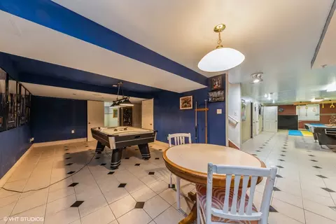 Bath - 5775 River Birch Dr, Hoffman Estates, IL 60192 photo 5 of 6