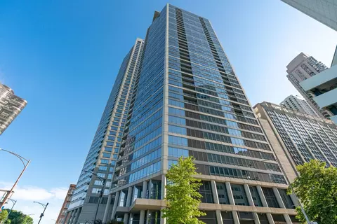 600 N Lake Shore Dr #4011, Chicago, IL 60611