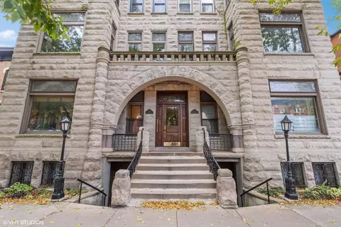 549 W Belden Ave #GRE, Chicago, IL 60614