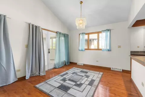Other - 1654 Pebble Beach Dr, Hoffman Estates, IL 60169 photo 1 of 9