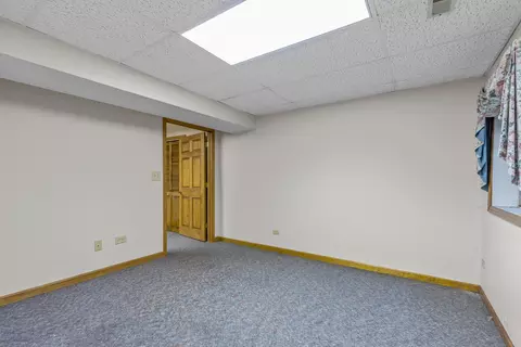 Other - 1654 Pebble Beach Dr, Hoffman Estates, IL 60169 photo 7 of 9