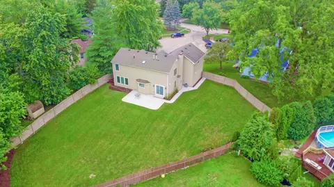 735 Cornwall Ct, Bolingbrook, IL 60440 photo 33