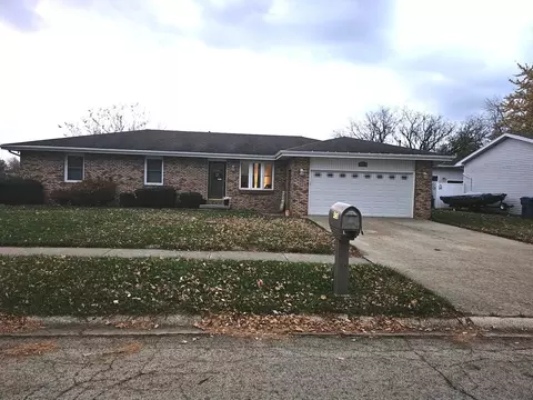 458 Meadows Rd S, Bourbonnais, IL 60914