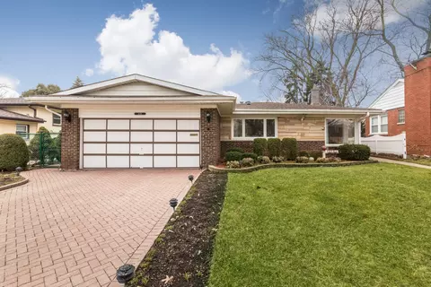 1026 Fortuna Ave, Park Ridge, IL 60068