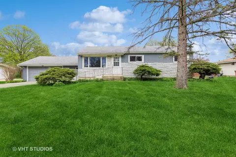 2 N085 Bernice Ave, Glen Ellyn, IL 60137