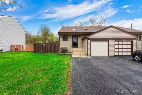 1701 Whitney Dr, Hanover Park, IL 60133