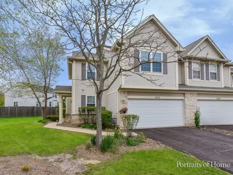 2213 Sunrise Cir #2213, Aurora, IL 60503