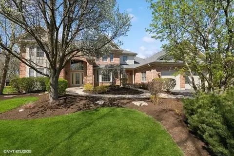 710 E Hintz Rd, Arlington Heights, IL 60004