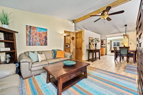Living - 2301 Fulle St, Rolling Meadows, IL 60008 photo 1 of 7