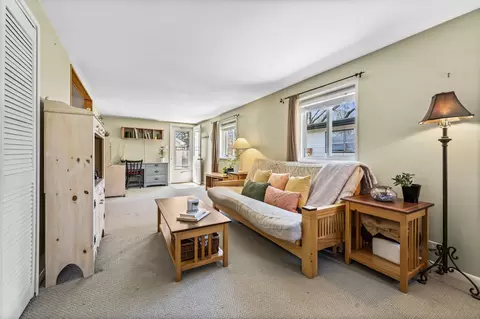 Bedroom - 2301 Fulle St, Rolling Meadows, IL 60008 photo 1 of 5