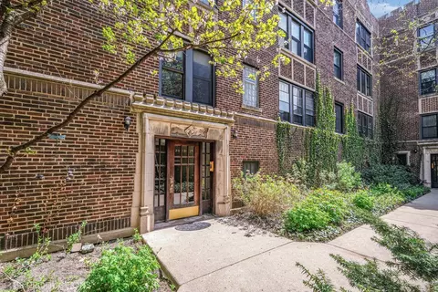 2015 W Farragut Ave #1, Chicago, IL 60625