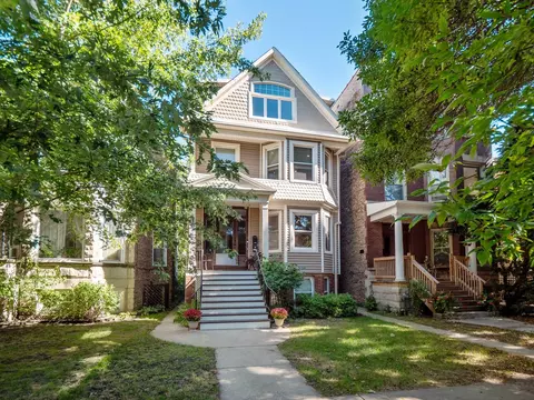 4327 N Damen Ave #2, Chicago, IL 60618