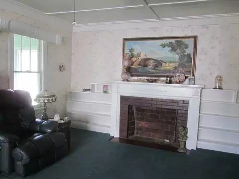 1306 W Main St, Ottawa, IL 61350 photo 5