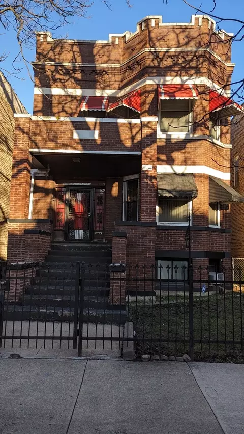 941 N Leclaire Ave, Chicago, IL 60651