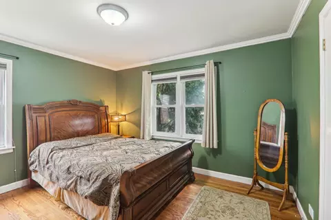 860 S 2nd Ave, Des Plaines, IL 60016 photo 14