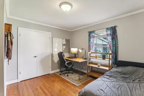 860 S 2nd Ave, Des Plaines, IL 60016 photo 18