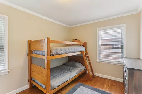 860 S 2nd Ave, Des Plaines, IL 60016 photo 20