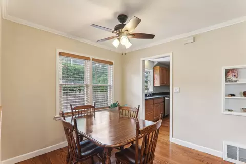 860 S 2nd Ave, Des Plaines, IL 60016 photo 7