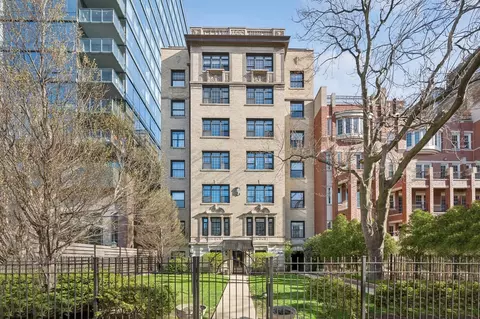 444 W Belmont Ave #6A, Chicago, IL 60657