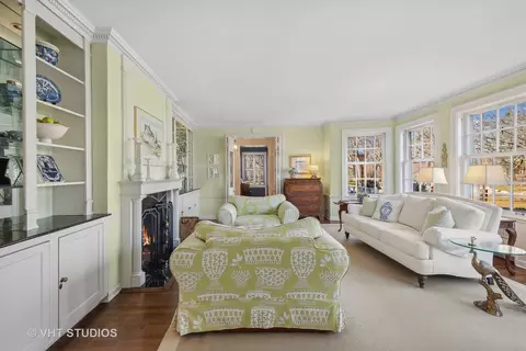 240 Fairview Rd, Glencoe, IL 60022 photo 5