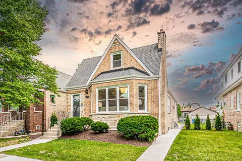 6275 W Hyacinth St, Chicago, IL 60646