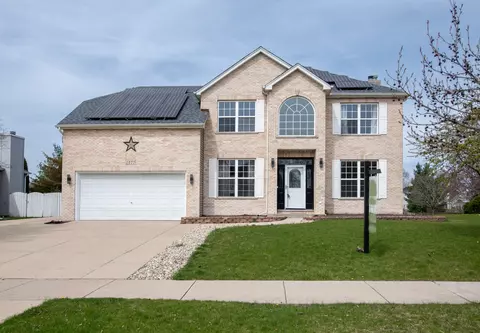 2177 Meadowview Ln, Yorkville, IL 60560