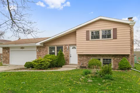 6054 Aspen Ln, Matteson, IL 60443