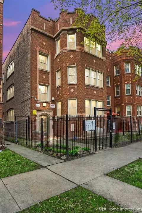8114 S Ingleside Ave, Chicago, IL 60619