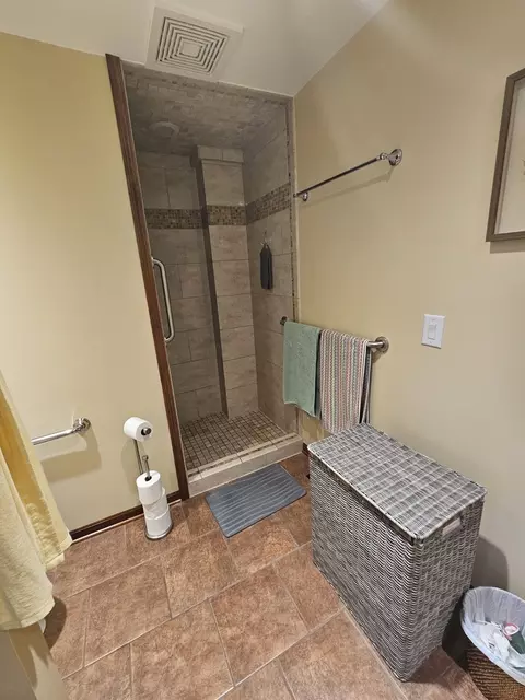 3910 Latour Ct, Hoffman Estates, IL 60192 photo 12