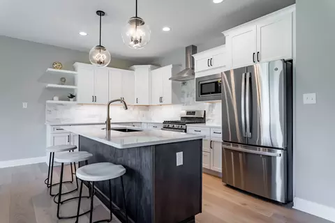 Kitchen - 8339 Shell Dr, Saint John, IN 46373 photo 1 of 7