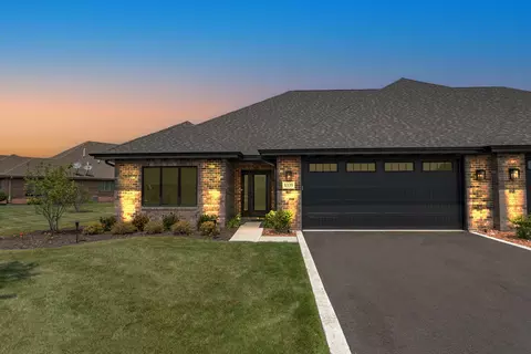 Exterior - 8339 Shell Dr, Saint John, IN 46373 photo 3 of 7