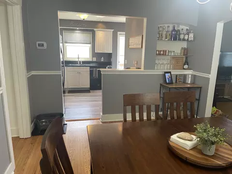 Dining - 1315 Calhoun St, Peru, IL 61354 photo 2 of 3