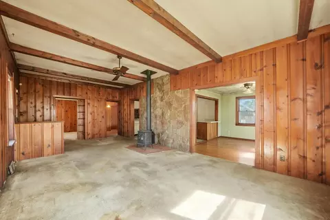 Exterior - 412 Hinman St, Aurora, IL 60505 photo 3 of 8