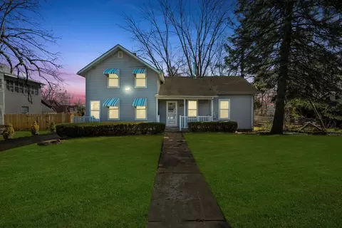 Exterior - 412 Hinman St, Aurora, IL 60505 photo 2 of 8
